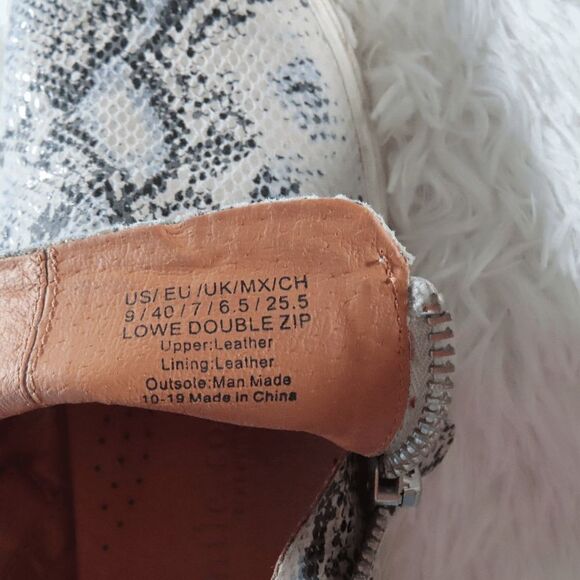 Gentle Souls Lowe Double Zip Snake Print Leather Sneakers Size 9 - Picture 10 of 10